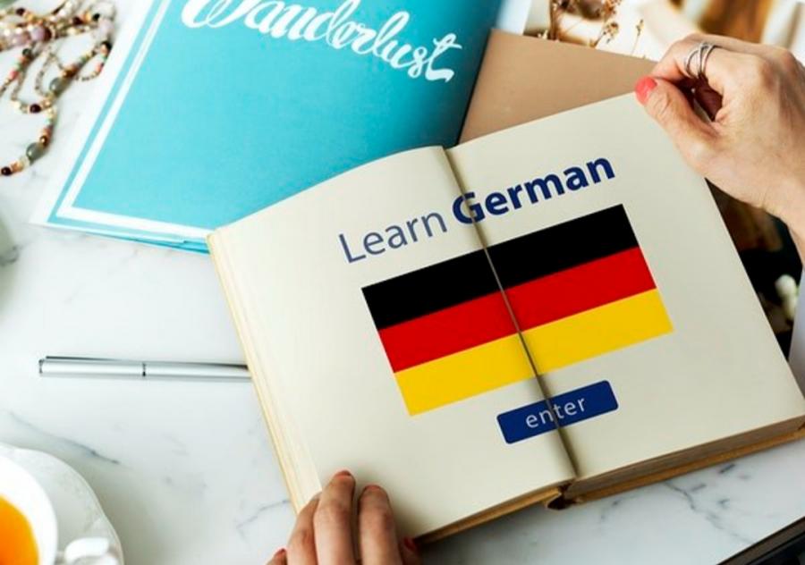 الآدب في دراسة اللغة الألمانية 